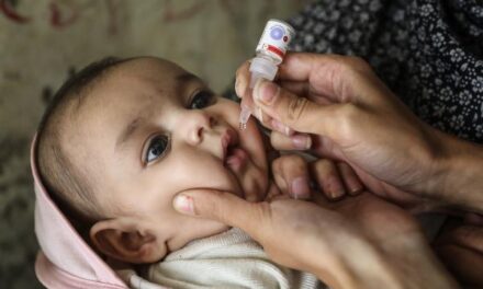 पोलियो टीकाकरण अभियान: कोविड-19 के कारण देश में सुस्त पड़ी पोलियो टीकाकरण की रफ्तार, यूनिसेफ की रिपोर्ट में हुआ खुलासा