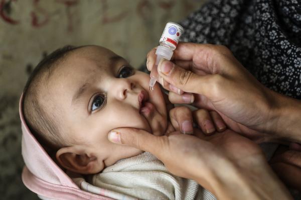पोलियो टीकाकरण अभियान: कोविड-19 के कारण देश में सुस्त पड़ी पोलियो टीकाकरण की रफ्तार, यूनिसेफ की रिपोर्ट में हुआ खुलासा