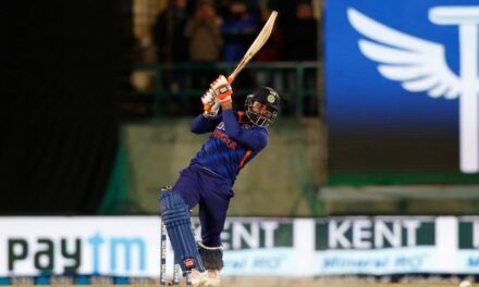 India vs Sri Lanka 2nd T20I: श्रेयस अय्यर की फिफ्टी से भारत ने जीती लगातार 7वीं सीरीज