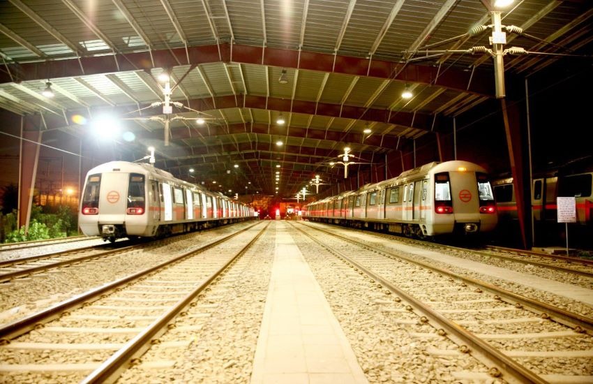 दिल्ली मेट्रो की ट्रेनें 28 फरवरी से 100 फीसदी कैपेसिटी क्षमता के साथ चलेंगी, यहां पढ़ें पूरी डिटेल
