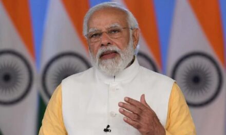 पीएम मोदी ने सपा-कांग्रेस पर साधा निशाना, बोले – घोर परिवारवादियों को भारत का पराक्रम नहीं पसंद