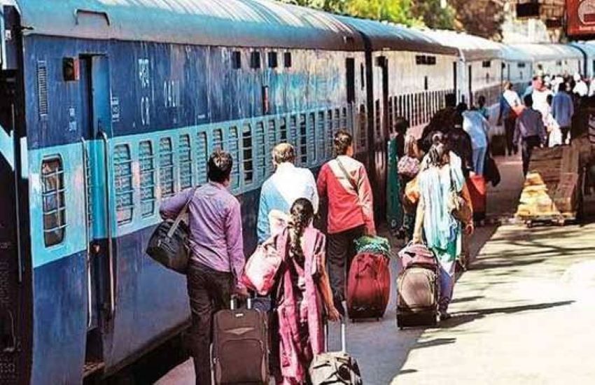 भारतीय रेलवे ने शुरू की होली की तैयारी, लोगों के लिए चलाएगा स्‍पेशल ट्रेनें, यहां देखें डि‍टेल
