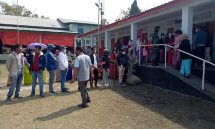 मणिपुर में 1 बजे तक कुल 49% मतदान हुए, चुराचांदपुर में दो दलों के बीच हुई झड़प