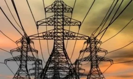 आज से पंजाब में उद्योगों के लिए बिजली की कीमत 50 पैसे प्रति यूनिट बढ़ गई है, जिससे नाराज उद्यमी मुख्यमंत्री से मिलने की योजना बना रहे हैं।