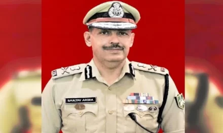 दिल्ली पुलिस कमिश्नर को गृह मंत्रालय ने गैंगवार को खत्म करने के लिए सख्त कदम उठाने का आदेश दिया है.