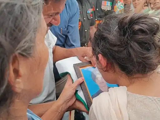 फतेहगढ़ साहिब पहुंची तरणदीप की पार्थिव देह