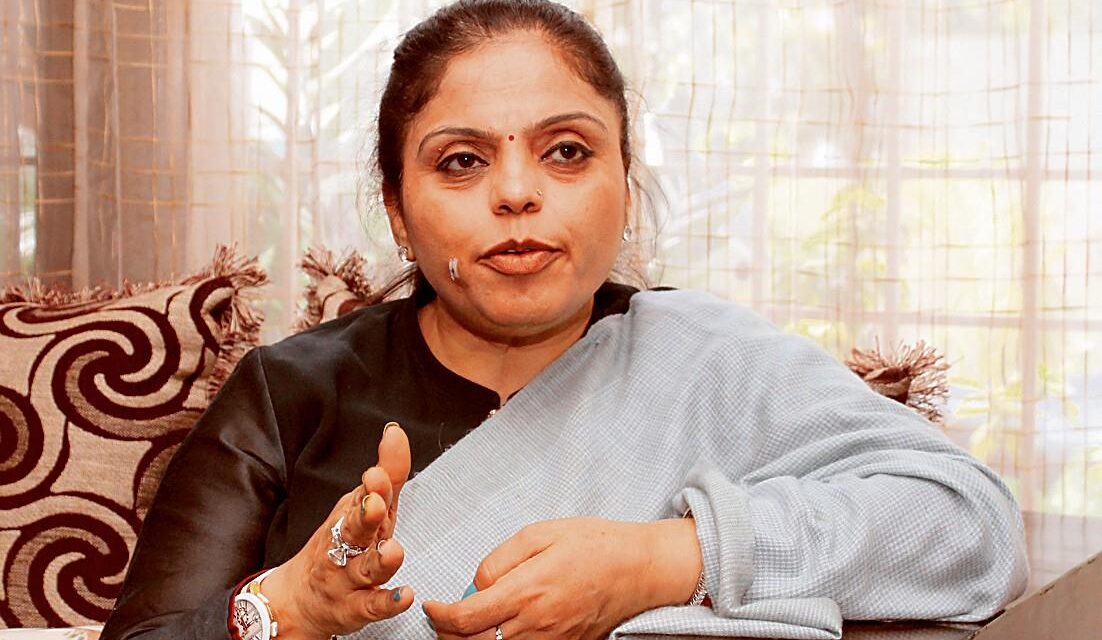 Manisha Gulati :पंजाब महिला पैनल की पूर्व प्रमुख मनीषा गुलाटी के निष्कासन पर कोर्ट ने रोक लगा दी है