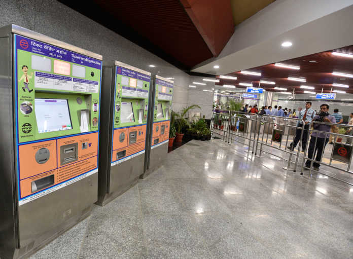 Delhi Metro Token खरीदने के लिए UPI का उपयोग करें: यहां बताया गया है