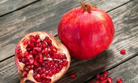 Pomegranate अनार के जोखिम और लाभ