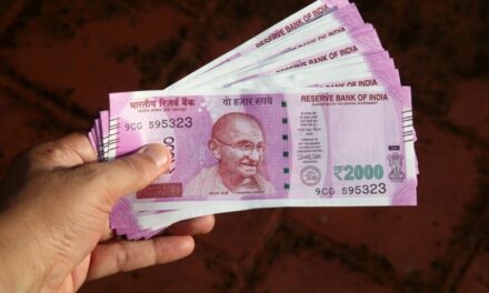 Rs 2000 Last Date: 30 सितंबर को घर से 2000 रुपये का नोट निकला तो क्या होगा? यहाँ पूरी जानकारी प्राप्त करें