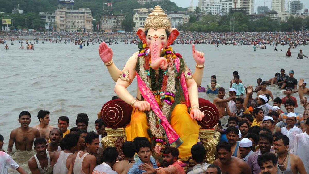 Ganesh Visarjan के दौरान इन बातों का ध्यान रखेंगे, बप्पा करेंगे पूरे वर्ष आपका कल्याण