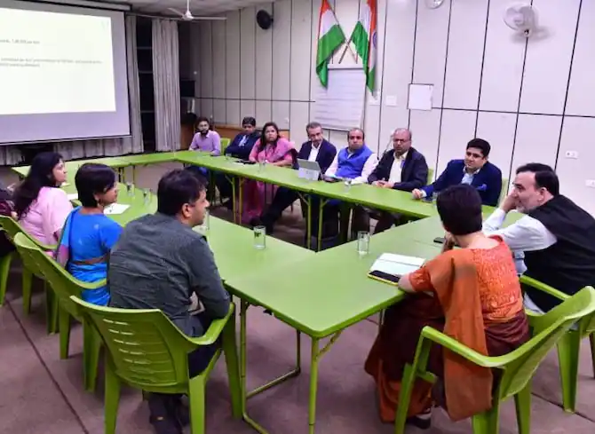 क्या है Cloud Seeding? जिसके माध्यम से आर्टिफिशियल बारिश होती है और दिल्ली को प्रदूषण से बचाता है!