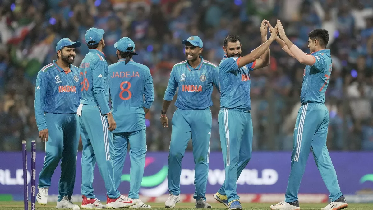 IND vs SL: दुनिया के सबसे तेज गेंदबाज ने भारतीय फास्ट बॉलिंग अटैक की प्रशंसा मेंकह दी ये बड़ी बातें