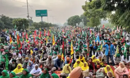 Farmer Protest: चंडीगढ़ की सीमाओं पर किसानों ने डेरा डाला, गाड़ी टेंट लगाया और लंगर लगाया, भारी पुलिस बल तैनात