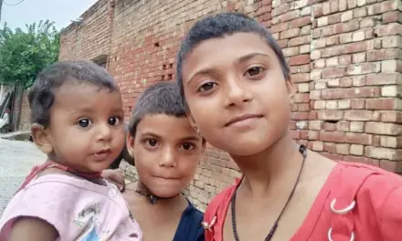 Rohtak News: रोहतक में बेरहम पिता ने अपने 4 बच्चों को जहर पिलाया, जिसमें से 3 की मौत हो गई, इससे आरोपी परेशान हो गया।