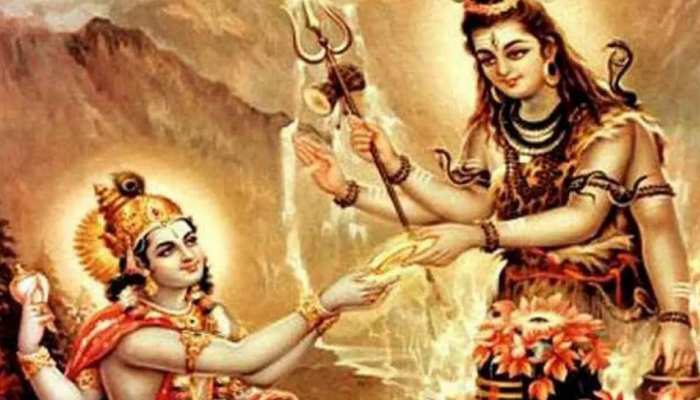 Vaikuntha Chaturdashi 2023 कब है? याद रखें दिन, मुहूर्त और शिव-विष्णु की एकसाथ पूजा का महत्व।