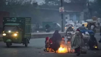 Delhi Weather Update: दिल्ली-NCR में हल्की बारिश, ठंड बढ़ेगी?