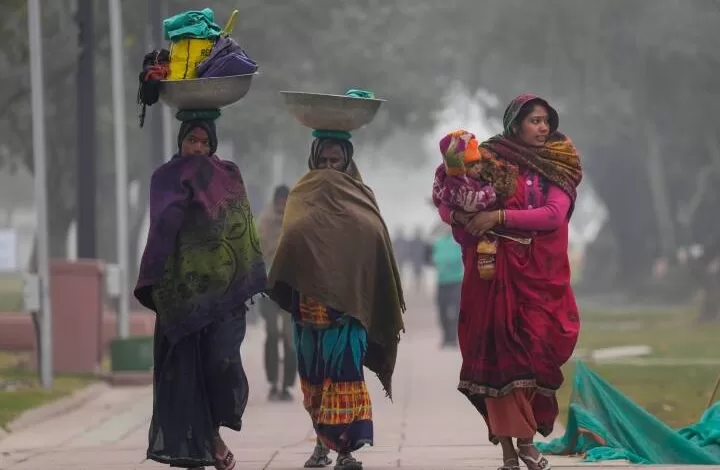 Weather Today: हरियाणा-पंजाब में सीवियर कोल्ड का Alert, कोहरे से अभी राहत नहीं मिलेगी, स्कूलों की छुट्टियां बढ़ीं चंडीगढ़ में