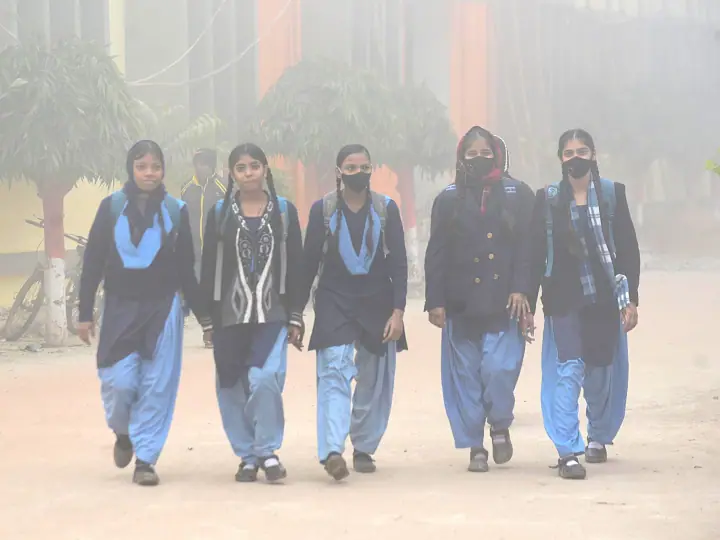 Punjab School News: CM Bhagwant Maan ने 14 जनवरी से 10 जनवरी तक पंजाब में शीतलहर के चलते स्कूलों को बंद कर दिया।