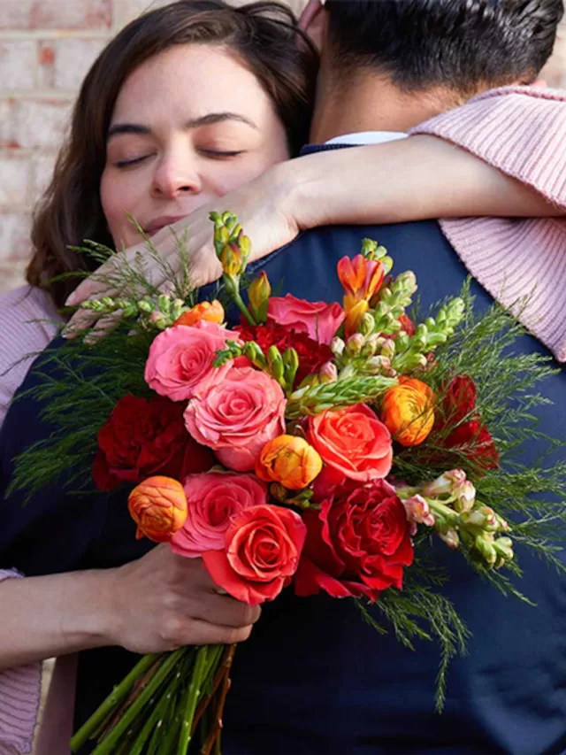 Valentine’s Day पर उपहार देने के लिए 6 फूल