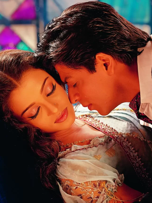 Valentine’s Day: अपने खास लोगों के साथ देखने के लिए रोमांटिक फिल्में