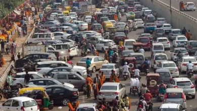 Today road traffic in Delhi
