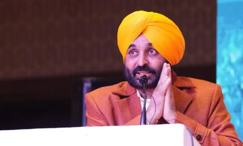 CM Bhagwant Mann: उपचुनाव में जीत के बाद पहला दौरा, आज से जालंधर के दो दिवसीय दौरे पर जाएंगे।