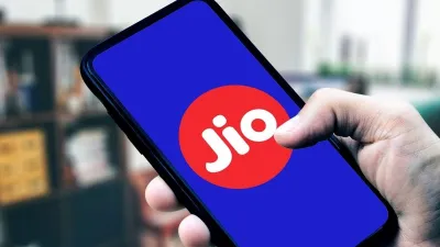 Jio Cinema भी फ्री, सस्ते प्लान में दूसरी कंपनियों से अधिक डेटा देता है।