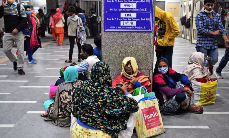 Delhi News: स्वास्थ्य केंद्र पर लंबी कतार, फरीदाबाद में हड़ताल पर क्यों चले गए धरती के भगवान, मरीज परेशान