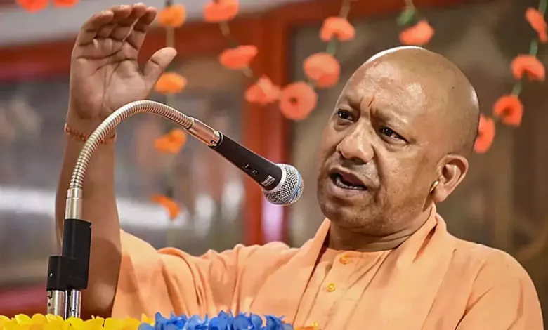 CM Yogi का अब लक्ष्य है कि हर यूपी जिले में एक यूनिवर्सिटी हो।