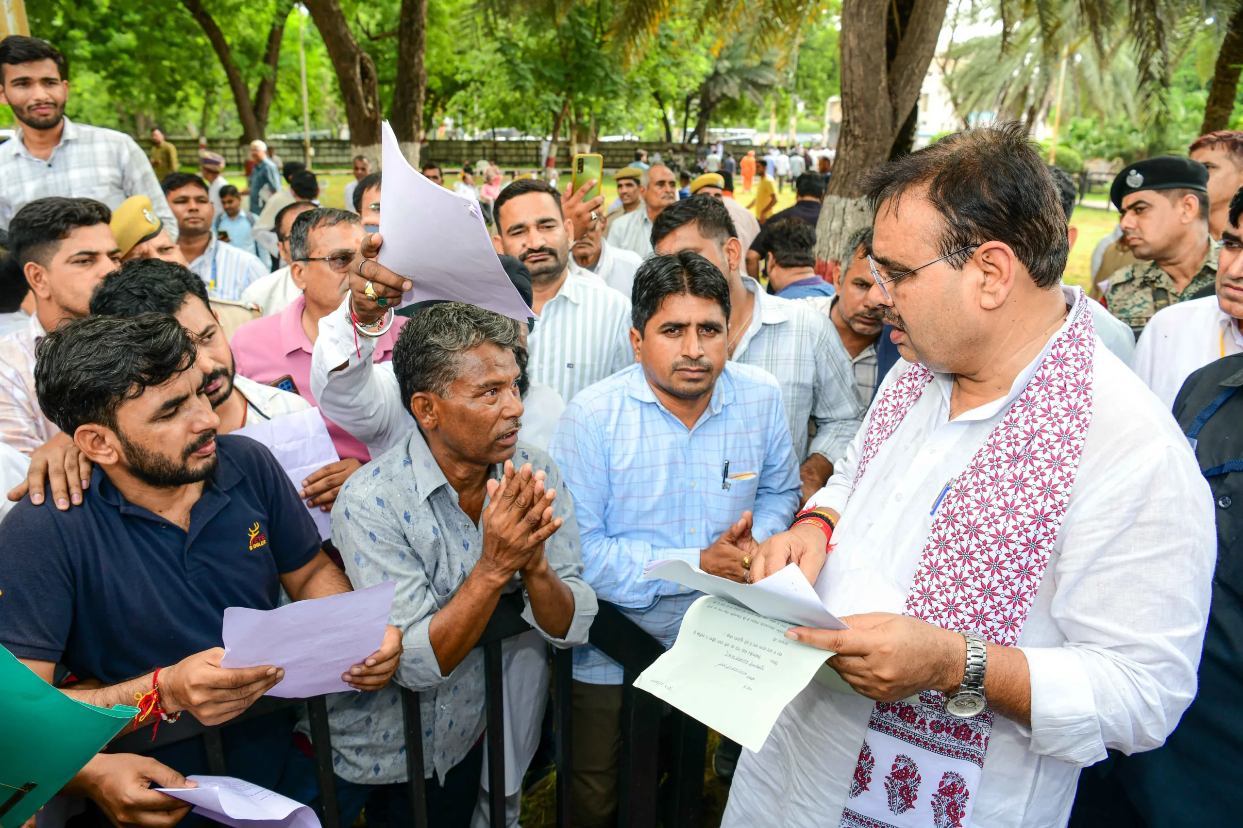 CM Bhajanlal Sharma ने जोधपुर में की जनसुनवाई, आमजन की समस्याओं के त्वरित निस्तारण के दिए निर्देश, हर वर्ग और हर क्षेत्र का समग्र विकास