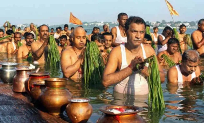 Pitru Paksha 2024 dates: श्राद्ध तीन पीढ़ियों तक चलता है; पितृपक्ष की तिथियों को यहाँ देखें।