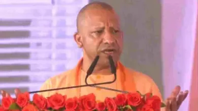  CM Yogi: उत्तर प्रदेश सरकार को नहीं बताई संपत्ति कितनी है? इन अधिकारियों-कर्मचारियों को अब अगस्त का वेतन नहीं मिलेगा