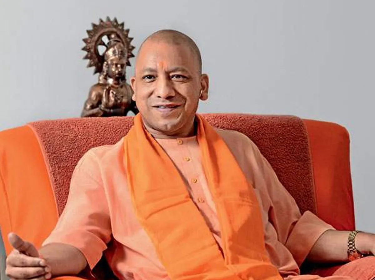 CM Yogi: योगी सरकार का महत्वपूर्ण कदम, इन लोगों को 10 की जगह 15 हजार रुपये मिलेंगे