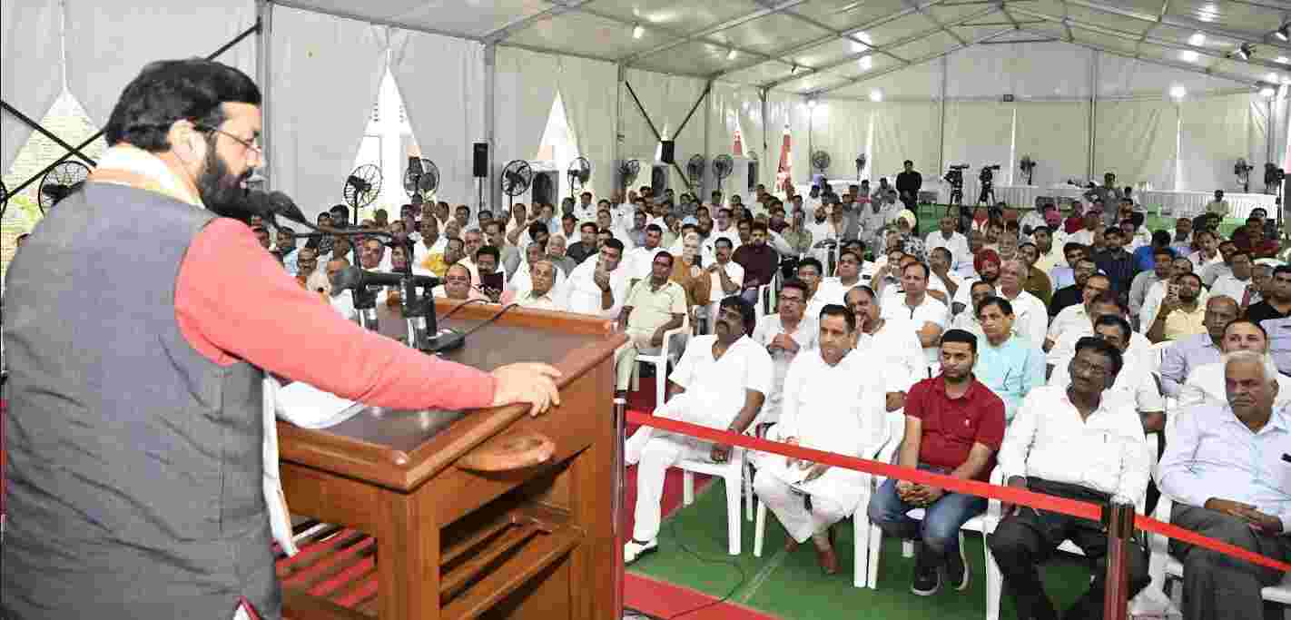 CM Nayab Saini ने आढ़तियों को दिया बड़ा तोहफा