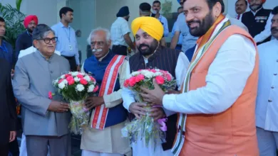 Punjab: राज्यपाल गुलाब चंद कटारिया का ‘एट होम’ रिसेप्शन, CM Maan और CM Saini साथ दिखे।