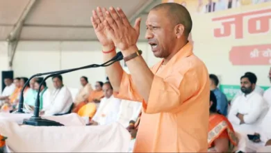 CM Yogi: तीन दिन में दूसरी बार अयोध्या पहुंचे सीएम ने बांग्लादेश को लेकर विपक्ष पर हमला बोला, हिंदुओं की रक्षा करना हमारा कर्तव्य है