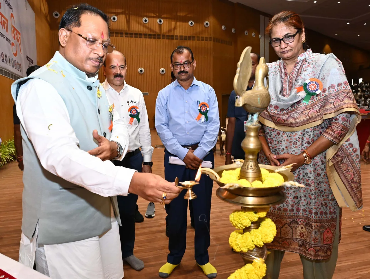 CM Vishnu Deo Sai राष्ट्रीय सेवा योजना के राज्य स्तरीय स्थापना दिवस एवं सम्मान समारोह में शामिल हुए