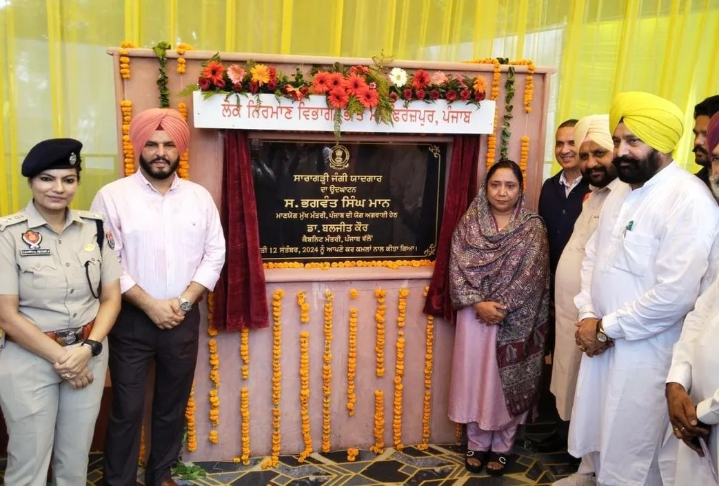 Dr. Baljeet Kaur ने फिरोजपुर में "सारागढ़ी युद्ध स्मारक" का उद्घाटन किया
