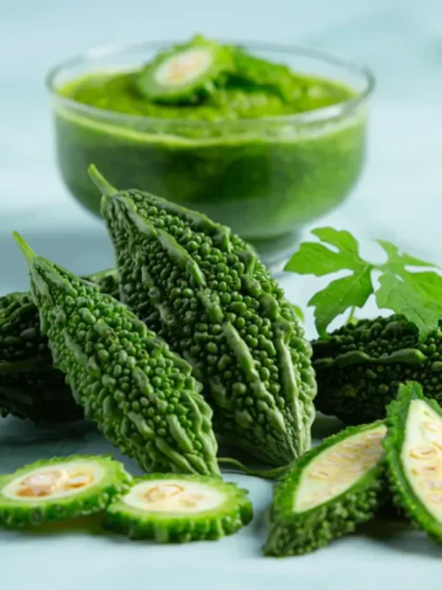 करेले  जूस के 10 बेहतरीन फायदे