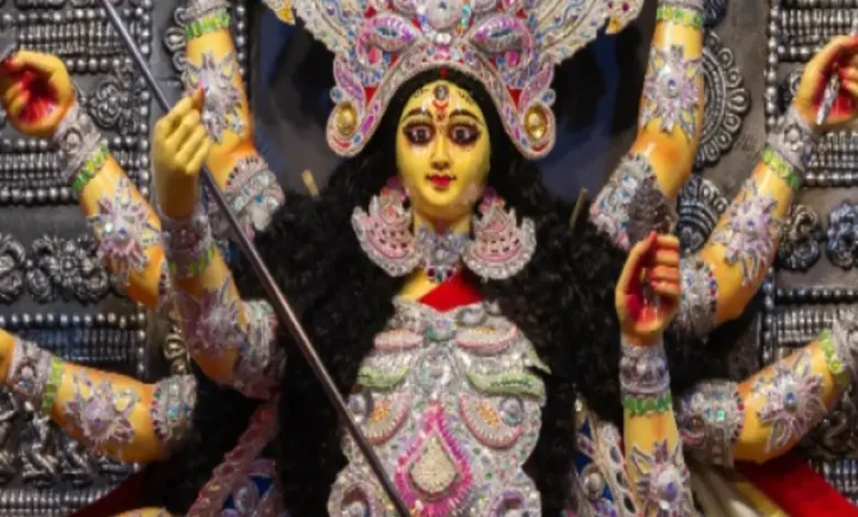 Navratri 2024: कब से शुरू होंगे नवरात्रि, मां दुर्गा इस बार पालकी में सवार होकर आएंगी।