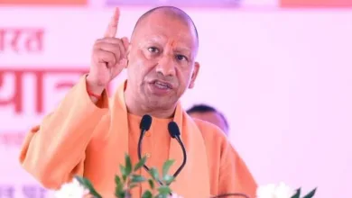 CM Yogi Adityanath ने कहा कि हम बंटे थे तो कटे थे, इसलिए पांच सौ वर्ष तक अयोध्या में इंतजार करना पड़ा।