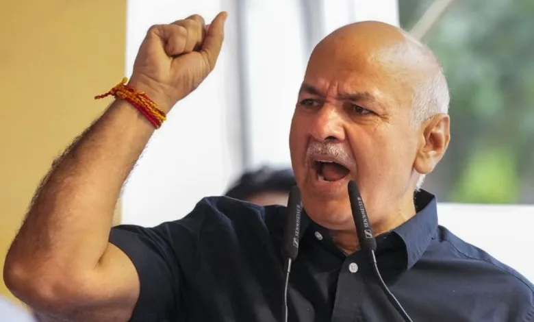 Manish Sisodia ने कहा कि जब में जेल में था तो बेटे की फीस के लिए दूसरों के आगे फैलाने पड़े हाथ