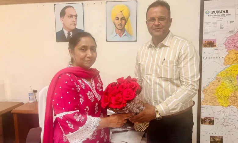 कैबिनेट मंत्री Dr. Baljeet Kaur से बैकफिनको के चेयरमैन संदीप सैनी ने मुलाकात की