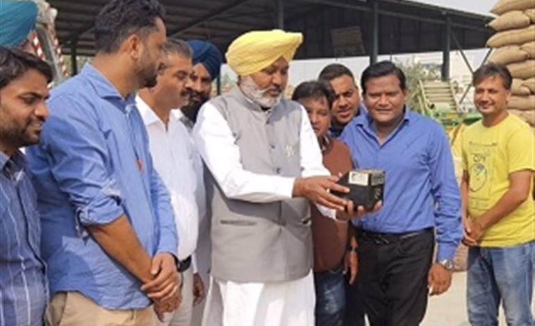 Finance Minister Harpal Singh Cheema ने दिड़बा में चल रही धान की खरीद का औचक निरीक्षण किया