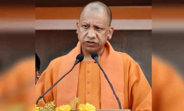 नवरात्र के पहले दिन CM Yogi Adityanath गोरखनाथ मंदिर में कलश स्थापित करेंगे और कई तोहफे देंगे