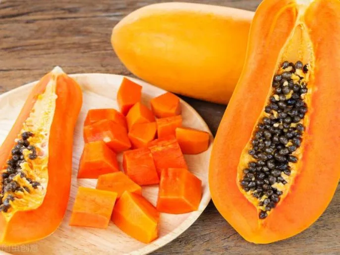 ये फल "PAPAYA" कब्ज को दूर करते हैं और कोलन की गंदगी को साफ करते हैं।