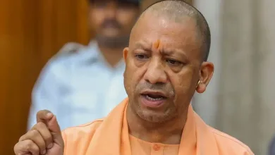 CM Yogi Adityanath ने अफसरों को कड़े निर्देश दिए, दूसरों की जमीन छीनने वालों की अब खैर नहीं