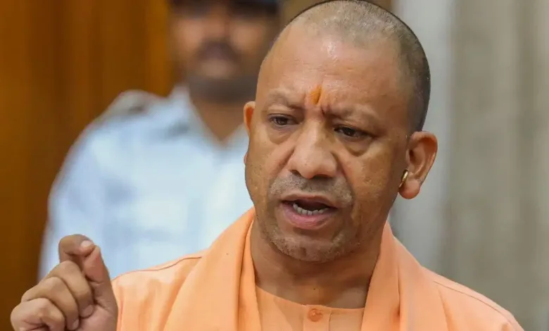 CM Yogi Adityanath ने अफसरों को कड़े निर्देश दिए, दूसरों की जमीन छीनने वालों की अब खैर नहीं 1 CM Yogi Adityanath ने अफसरों को कड़े निर्देश दिए, दूसरों की जमीन छीनने वालों की अब खैर नहीं