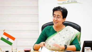 दिल्ली के CM Atishi ने बिजली नियामक संस्था से हाई-टेंशन लाइनों को स्थानांतरित करने की प्रक्रिया को आसान बनाने की मांग की।